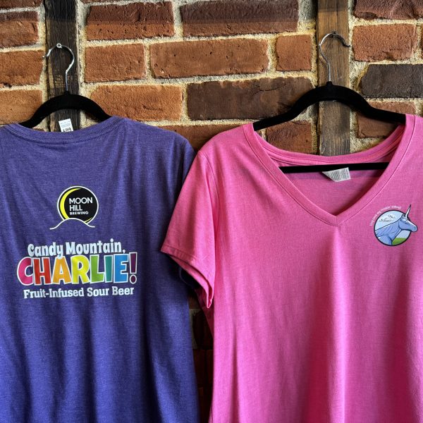 Candy Mountain V-Neck Tee (Pink)